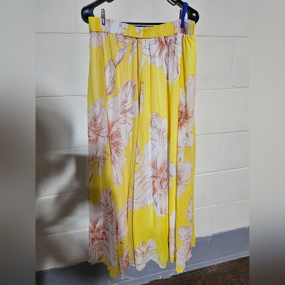 Womens floral maxi skirt, XL